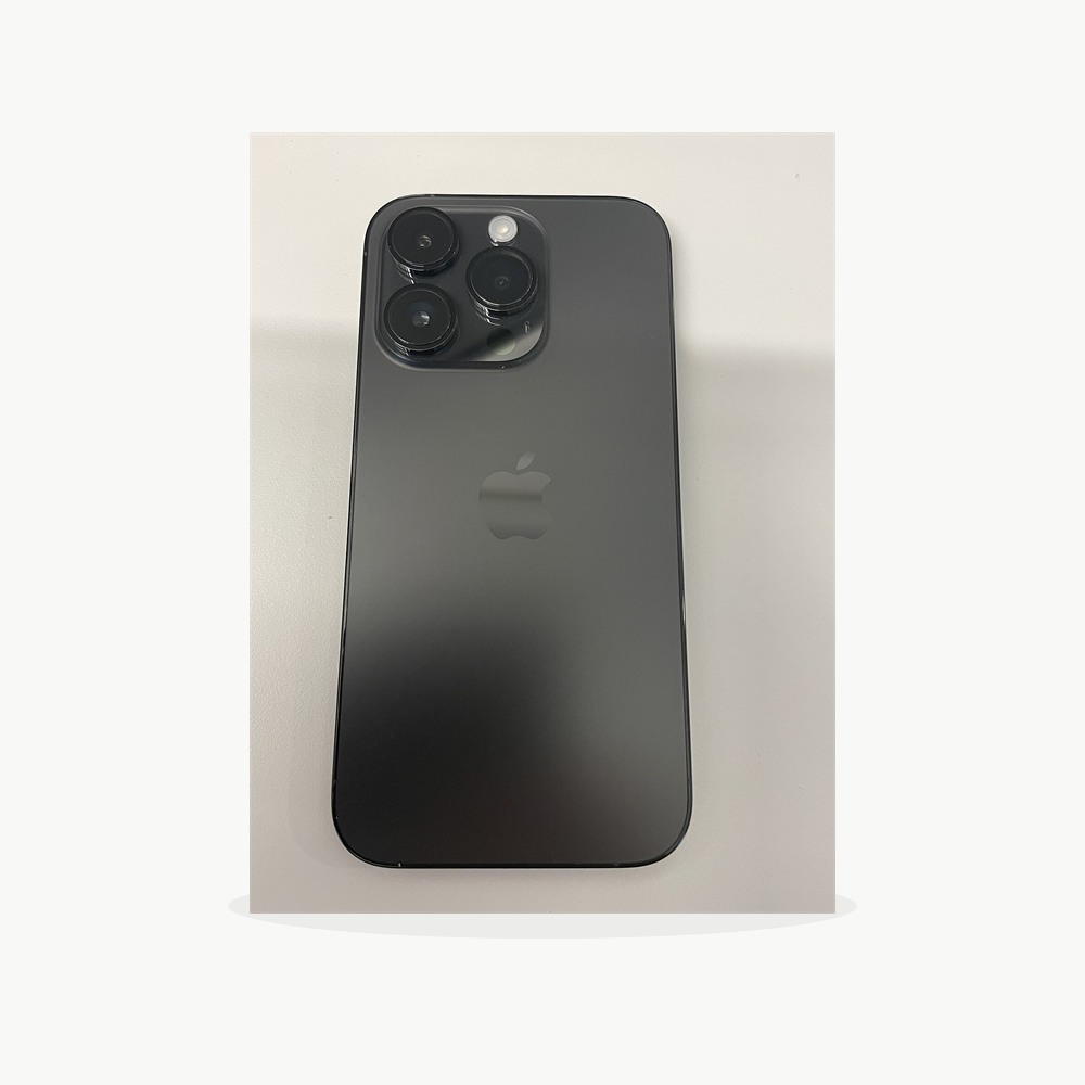 Apple iPhone 16